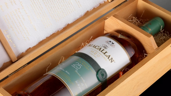 The Macallan Fine Oak 25 Years Old Mood Shot Bottle in Box