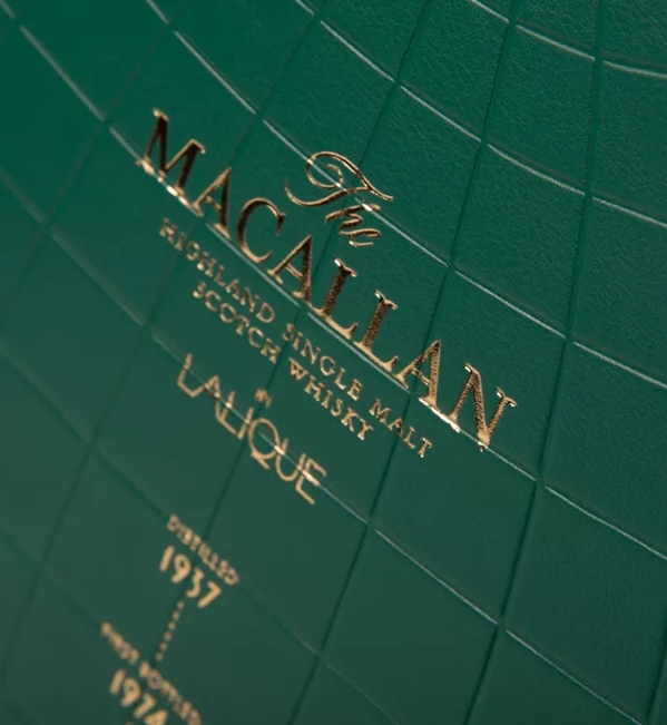 Golden Age of Travel The Motor Car Pack Close Up