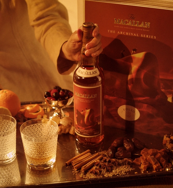 The Macallan Folio 8 bottle glasses and pack