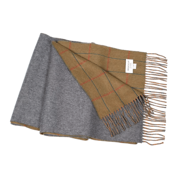 The Macallan Classsic Cashmere Scarf | The Macallan®