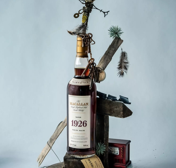 The Macallan Fine and Rare 1920s with Objects Unique to 20s