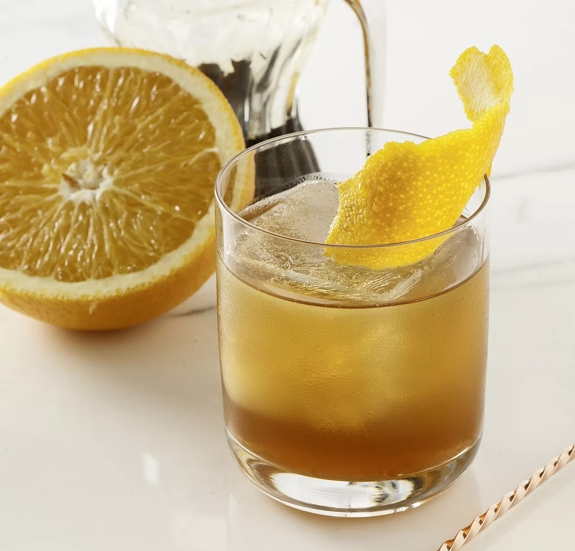 old fashioned cocktail
