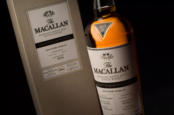 The Macallan Exceptional Single Cask2017 Bottle and Pack Close Up