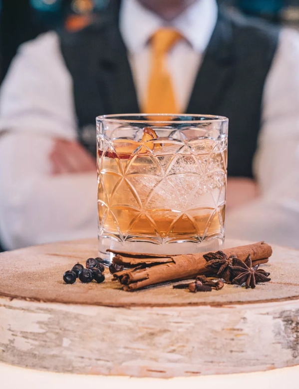 the macallan whisky serve