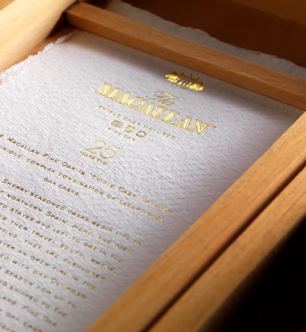 The Macallan Fine Oak 25 Years Old Mood Shot Notes in Box