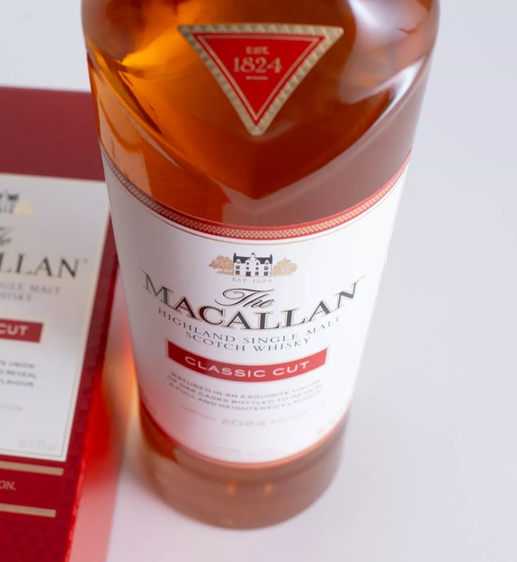ウイスキー The Macallan Classic Cut 700ml 2019 楽天市場】【箱入 正規品】ザ マッカラン クラシックカット ハイ