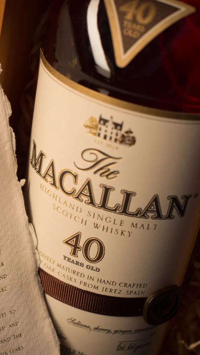 the macallan sherry oak 40 years old 2016 release whisky bottle and label close up