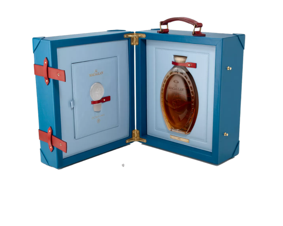the macallan whisky bottle and pack