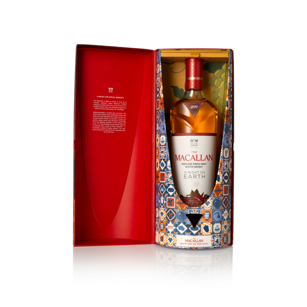 the macallan a night on earth in jerez whisky pack