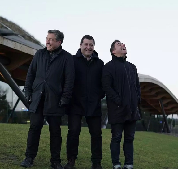 the roca brothers outside macallan distillery