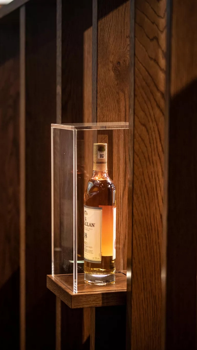 The Macallan Estate 専用ボックス入り Estate Companion Set | The Macallan®