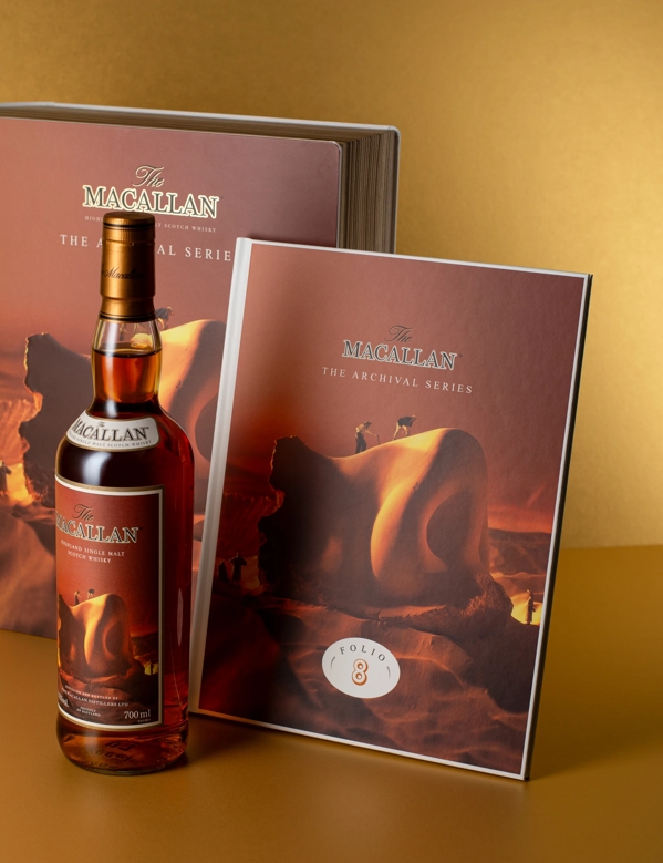 The Macallan Folio 8 bottle pack and book 