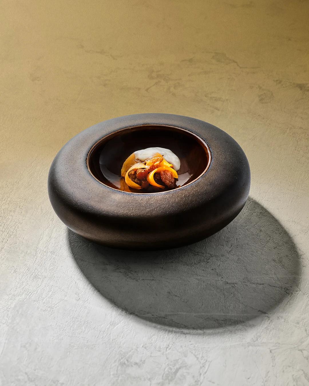 the macallan sherry oak 12 whisky serve