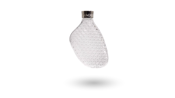 Images Featuring Lalique Flask Under Embargo until October 2023
