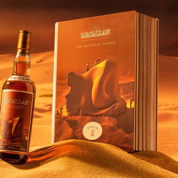 The Macallan Folio 8 bottle and pack mood shot with the nose