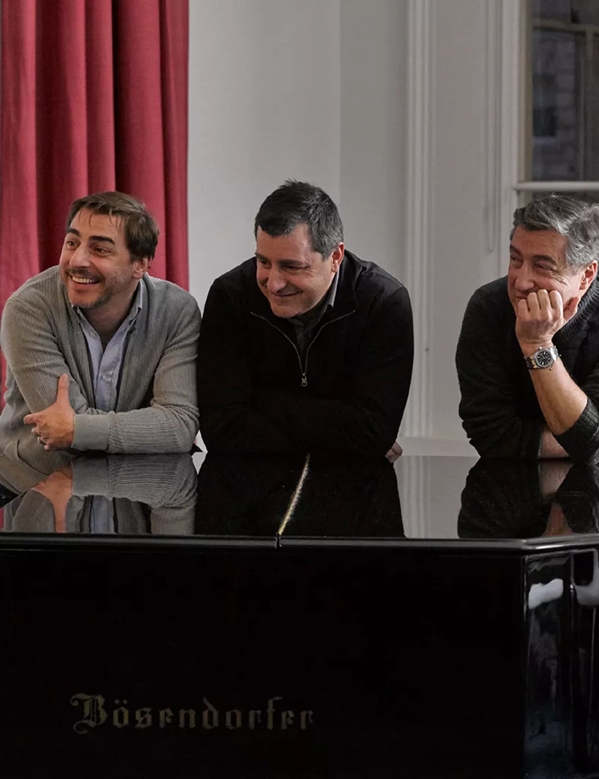 Distil Your World London Roca Brothers and Mischa playing piano 
