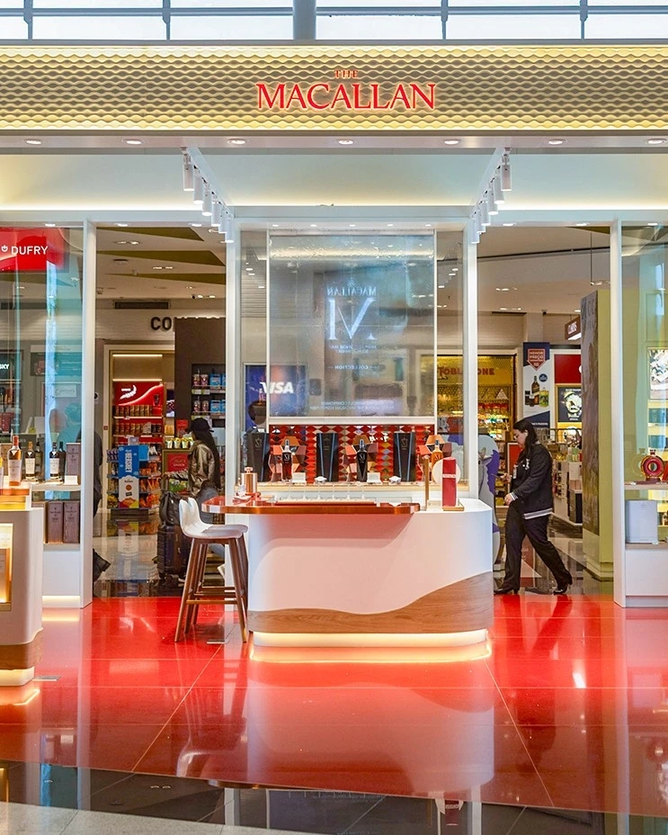 Exterior of shop-in-shop at Sao Paulo GRU airport